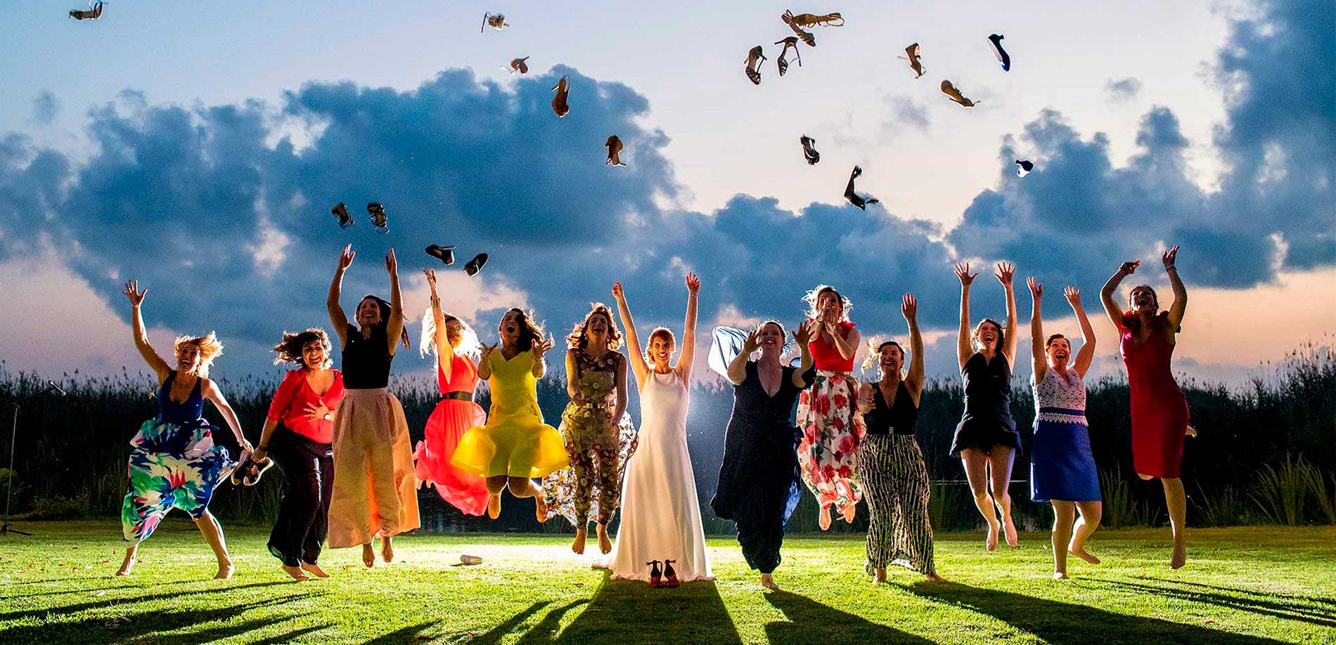 FOTÓGRAFOS DE BODA EN VALENCIA FOTÓGRAFOS DE BODA EN VALENCIA